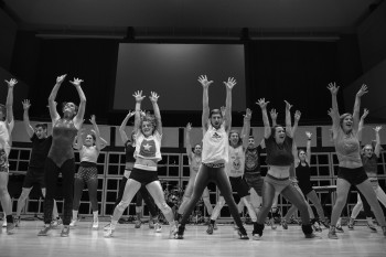 The 1989 Aerobics Champions closed the first half of Kick Off dancing to Taylor Swift's "Shake It Off"