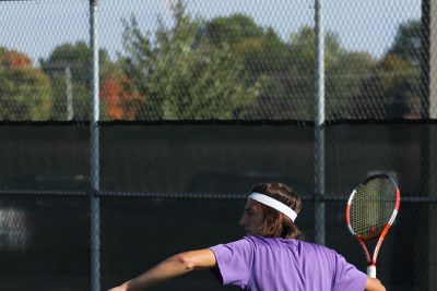 Daniel Buschert plays tennis