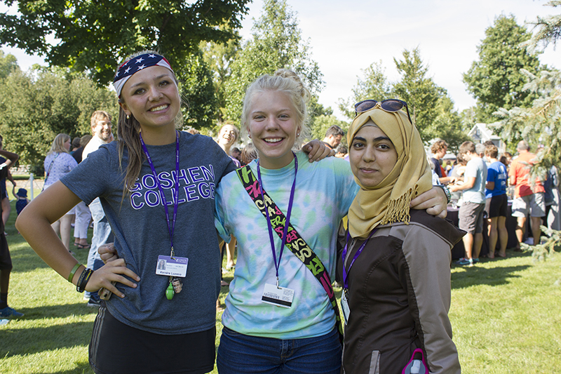 Sara Azzuni, Kendra Lozano, and Annika Detweiler pose for a picture at new student orientation