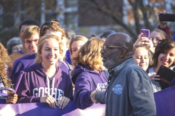 Al Roker visited Goshen College on Tuesday as a part of Rokerthon, in which he will give the weather report in all 50 states in one week. Photo by Hannah Sauder.