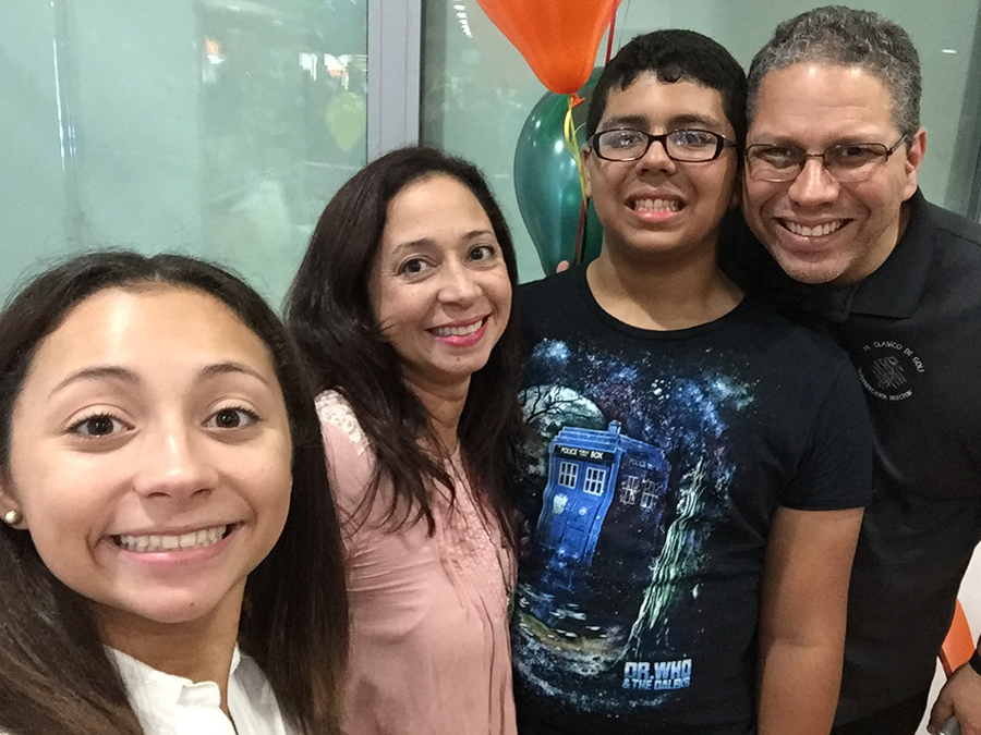 Selfie of Lisa Rosada with family