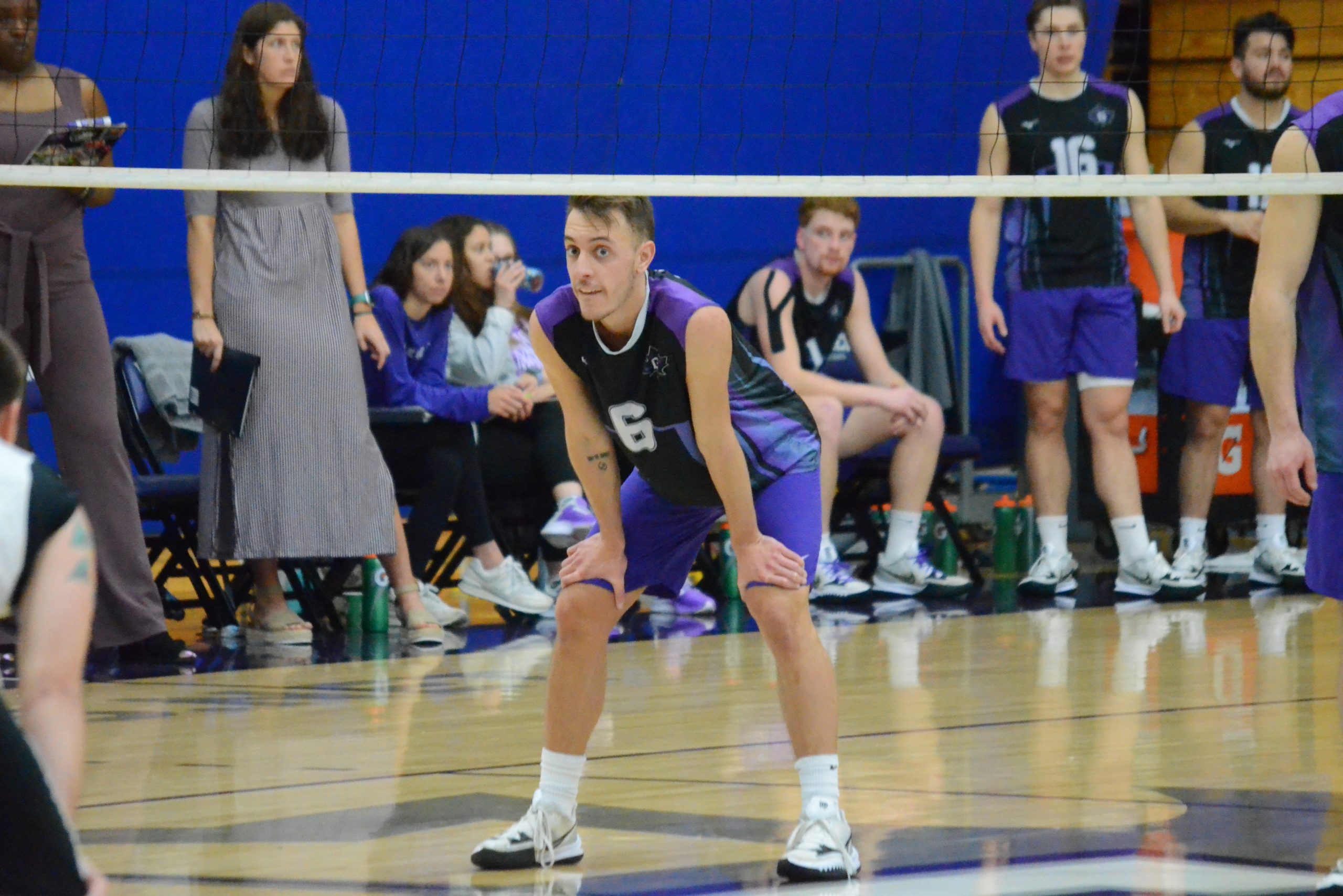 Michael Wahl gets ready for a point.